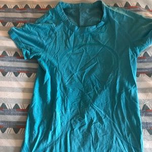 Lululemon Run Swiftly Tee Size 4
